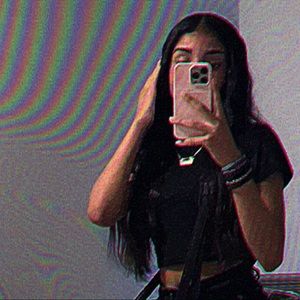 Meet your Posher, Esmeralda